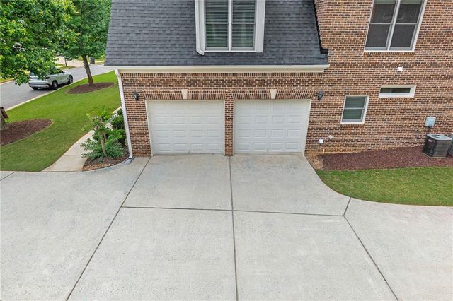 1747 Rosehedge Way NW, Kennesaw, GA 30152
