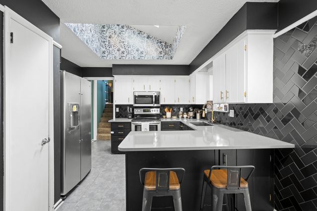 127 Sam Davis Dr, Springfield, TN 37172