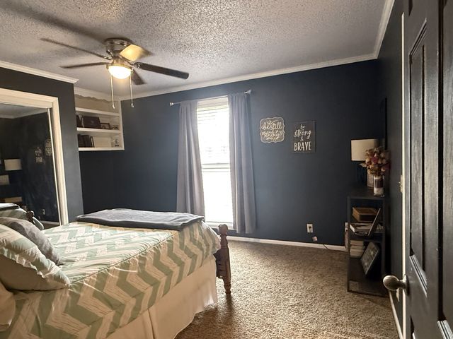 127 Sam Davis Dr, Springfield, TN 37172