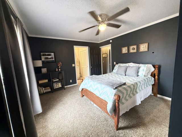 127 Sam Davis Dr, Springfield, TN 37172