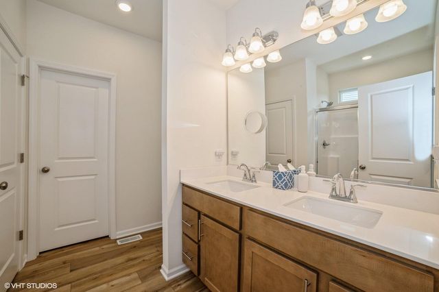 5083 Sedona Circle, Schererville, IN 46375