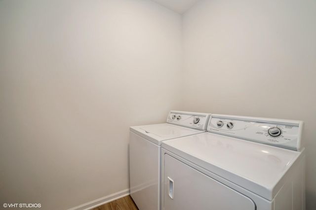 5083 Sedona Circle, Schererville, IN 46375