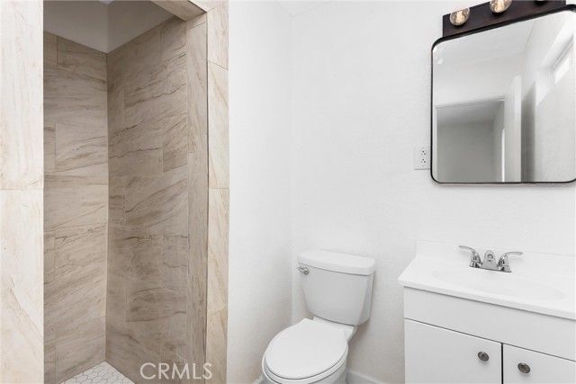 15944 Wintun Road, Apple Valley, CA 92307