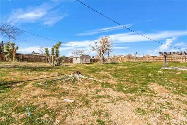 15944 Wintun Road, Apple Valley, CA 92307