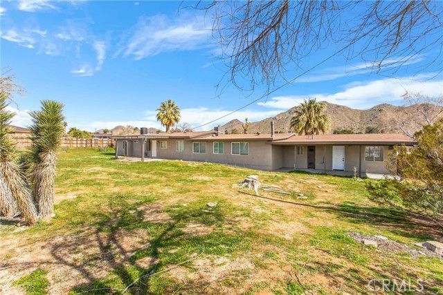 15944 Wintun Road, Apple Valley, CA 92307