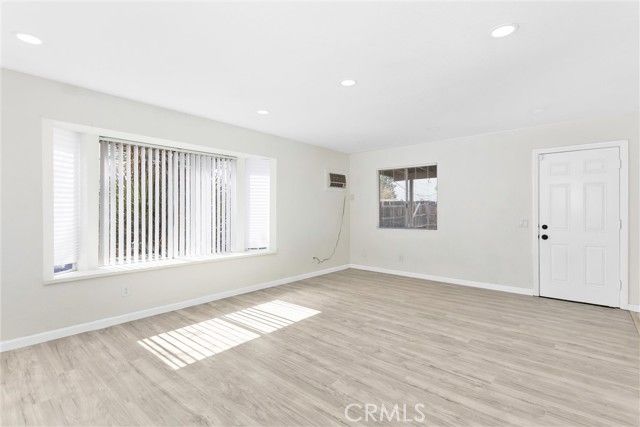 15944 Wintun Road, Apple Valley, CA 92307