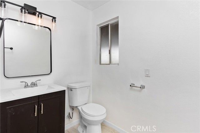 15944 Wintun Road, Apple Valley, CA 92307