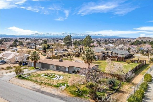 15944 Wintun Road, Apple Valley, CA 92307