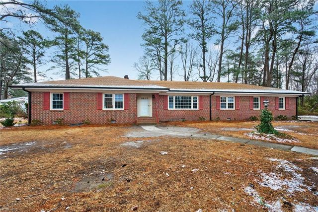 1717 Colonial AVE, Suffolk, VA 23434