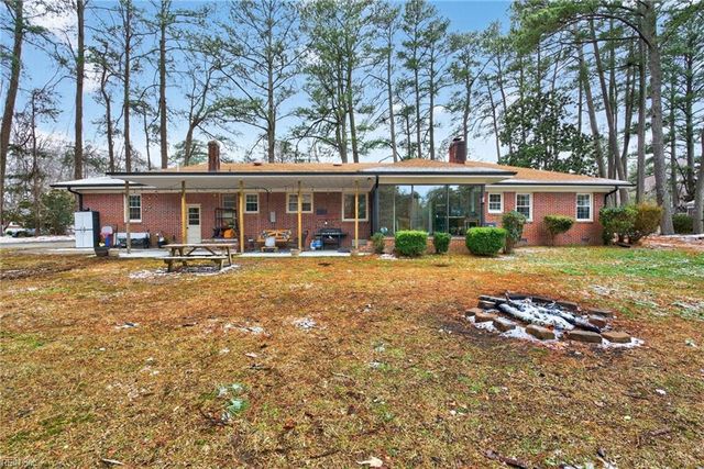 1717 Colonial AVE, Suffolk, VA 23434