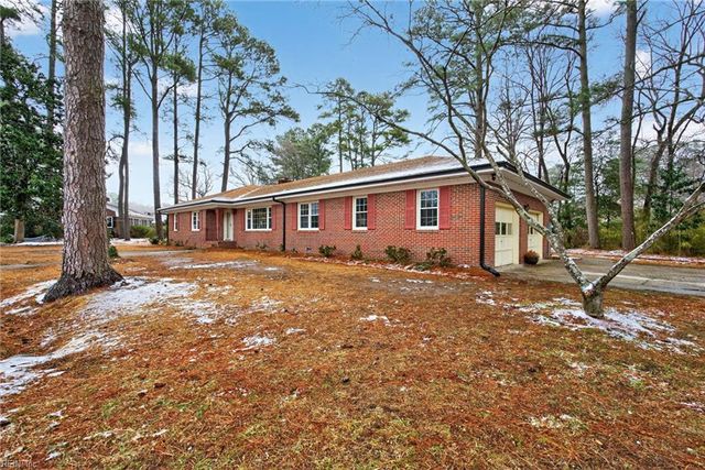 1717 Colonial AVE, Suffolk, VA 23434