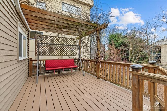 424 27th Avenue E, Seattle, WA 98112