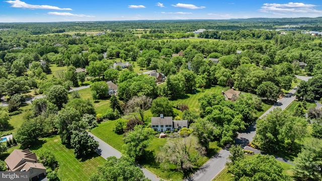 25 ARVIDA DR, Pennington, NJ 08534