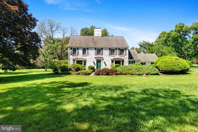 25 ARVIDA DR, Pennington, NJ 08534