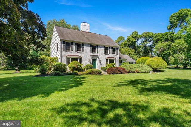 25 ARVIDA DR, Pennington, NJ 08534