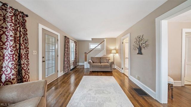 133 Belmar Boulevard, Avon Lake, OH 44012