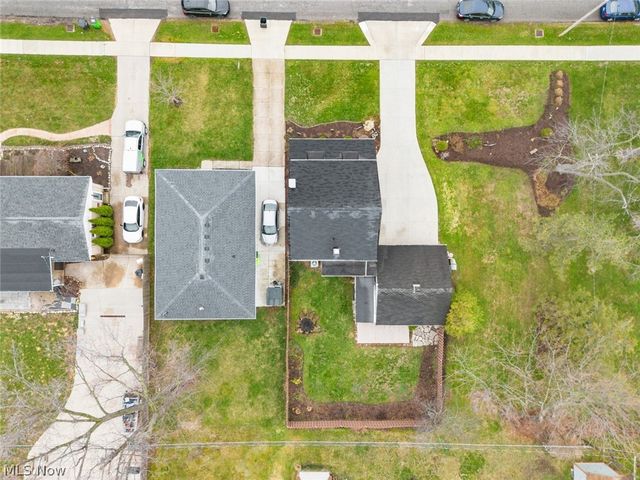 133 Belmar Boulevard, Avon Lake, OH 44012