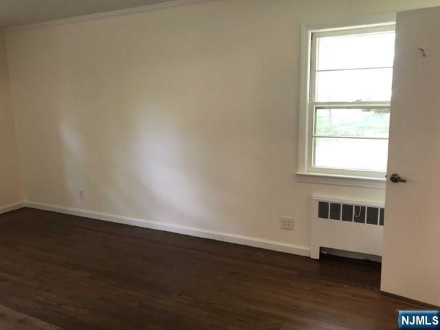 85 Phelps Avenue, Cresskill, NJ 07626