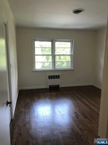 85 Phelps Avenue, Cresskill, NJ 07626