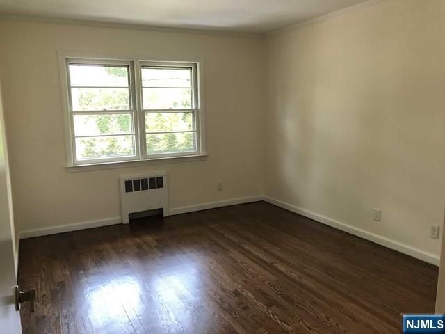 85 Phelps Avenue, Cresskill, NJ 07626