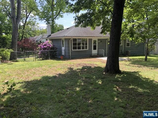 85 Phelps Avenue, Cresskill, NJ 07626