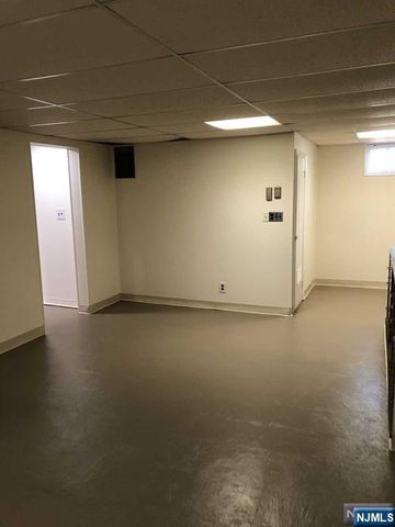 85 Phelps Avenue, Cresskill, NJ 07626