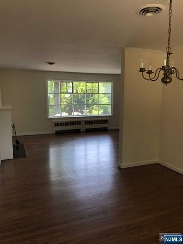 85 Phelps Avenue, Cresskill, NJ 07626