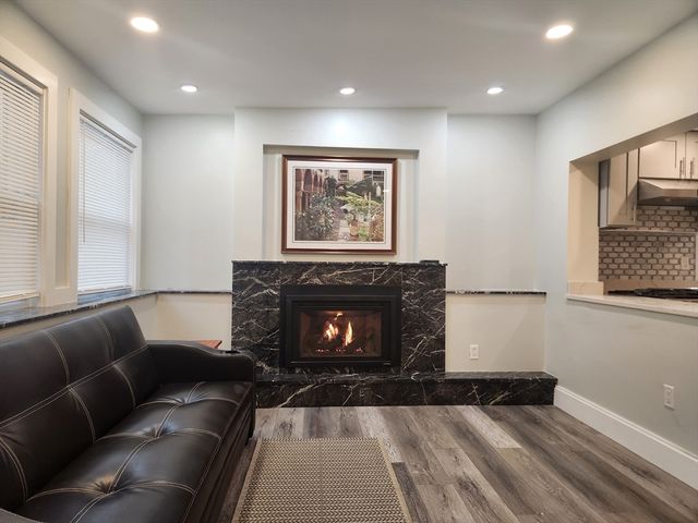 150 Centre St 1, Quincy, MA 02169