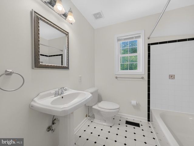 75 TRILLIUM DR, Stafford, VA 22556