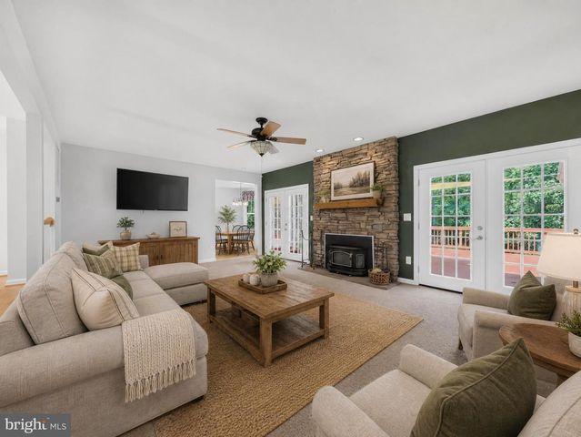 75 TRILLIUM DR, Stafford, VA 22556