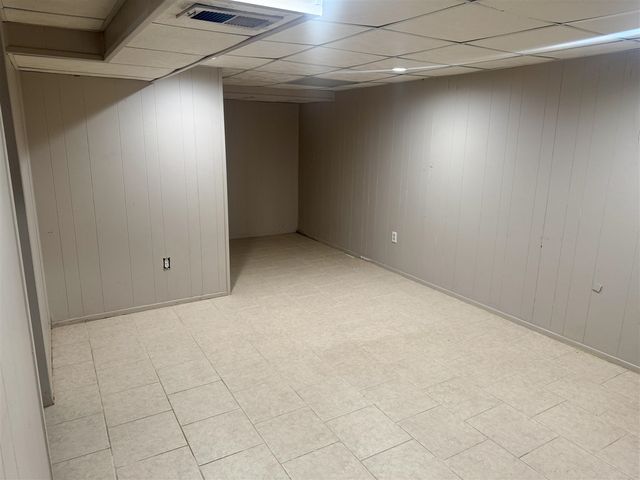 5065 N Crooks Road Unit: 52, Royal Oak, MI 48073