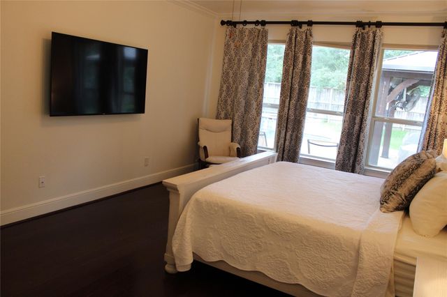 130 E Lasting Spring Circle, Spring, TX 77389