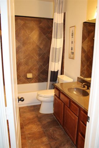 130 E Lasting Spring Circle, Spring, TX 77389