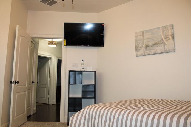130 E Lasting Spring Circle, Spring, TX 77389