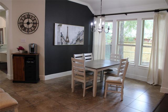 130 E Lasting Spring Circle, Spring, TX 77389