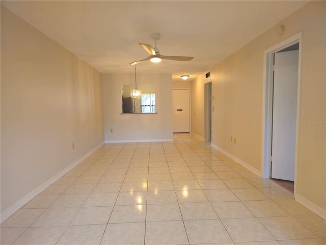1285 MISSION HILLS BOULEVARD 36B, Clearwater, FL 33759