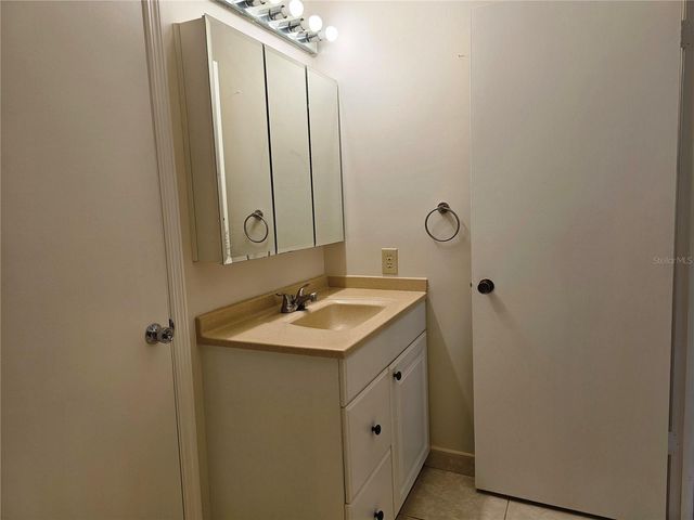 1285 MISSION HILLS BOULEVARD 36B, Clearwater, FL 33759