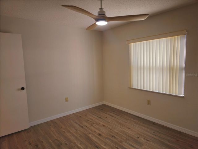 1285 MISSION HILLS BOULEVARD 36B, Clearwater, FL 33759