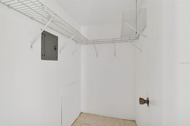 1285 MISSION HILLS BOULEVARD 36B, Clearwater, FL 33759