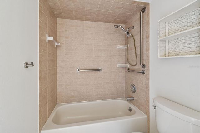 1285 MISSION HILLS BOULEVARD 36B, Clearwater, FL 33759