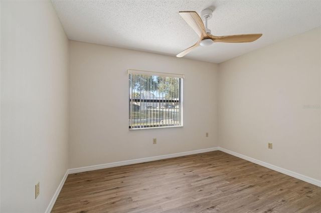 1285 MISSION HILLS BOULEVARD 36B, Clearwater, FL 33759