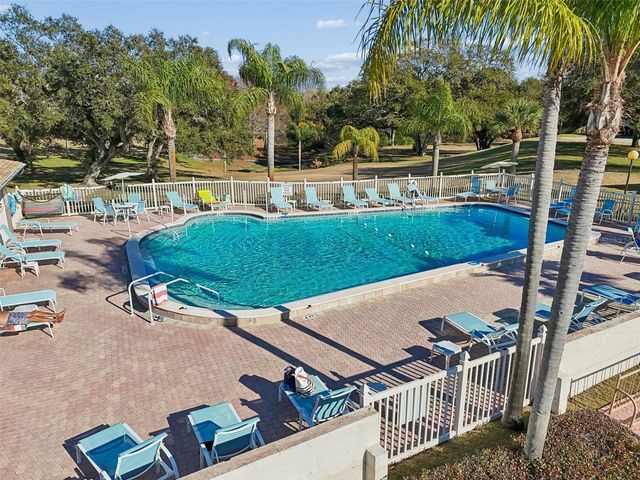 1285 MISSION HILLS BOULEVARD 36B, Clearwater, FL 33759