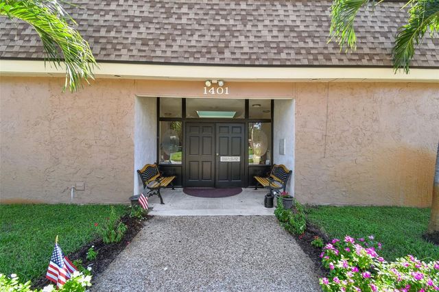 1285 MISSION HILLS BOULEVARD 36B, Clearwater, FL 33759