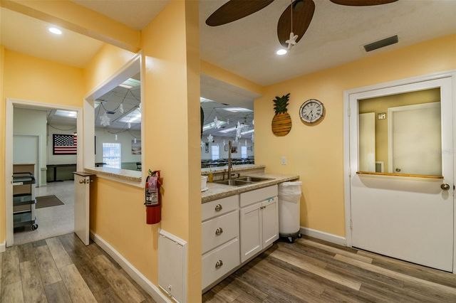 1285 MISSION HILLS BOULEVARD 36B, Clearwater, FL 33759