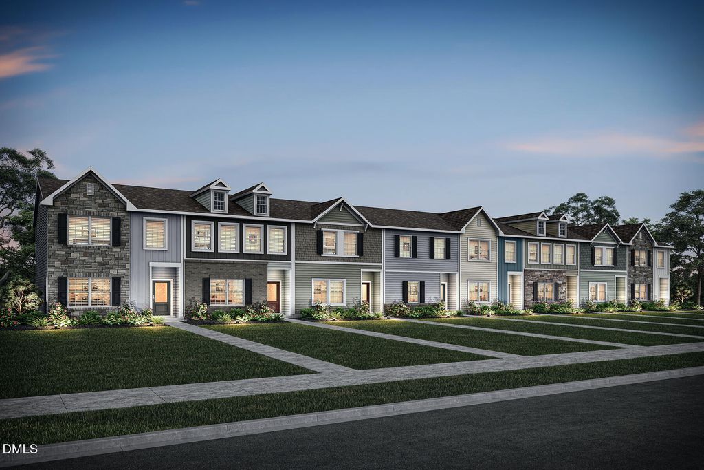 30 Seville Way, Clayton, NC 27520