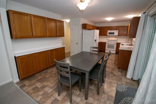 6289 Maple Grove, Hamilton Twp, OH 45152
