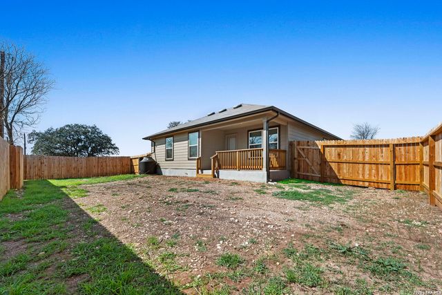 138 Lilli's Lane, Comfort, TX 78013