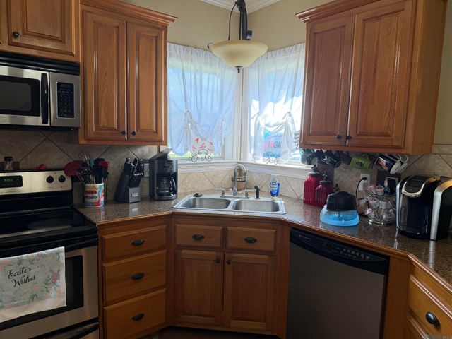 38583 Redbud Ln, Denham Springs, LA 70706