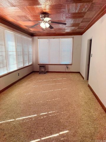 714 N Main Street, Monticello, AR 71655