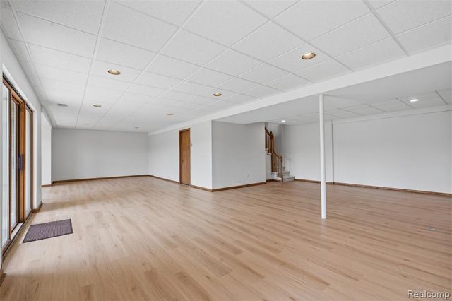 152 Overlake, Lake Orion, MI 48362
